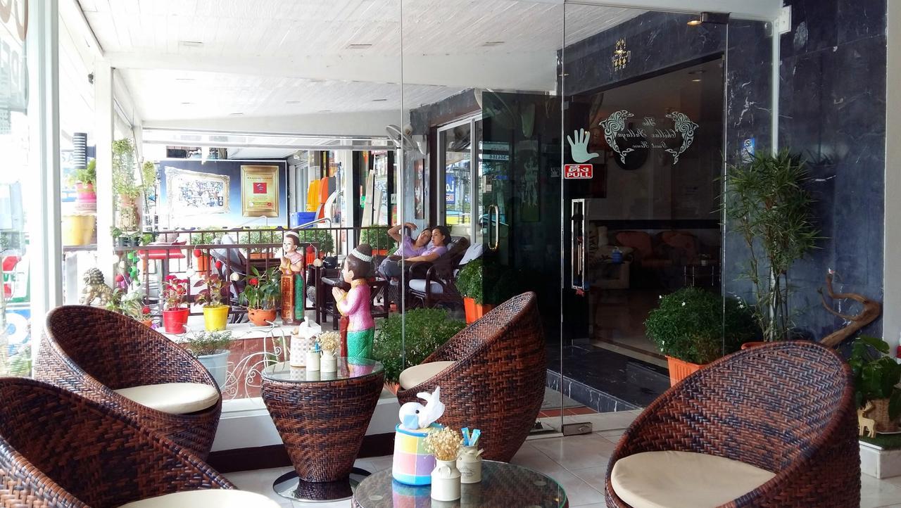 Hotel The Chillax Pattaya Extérieur photo