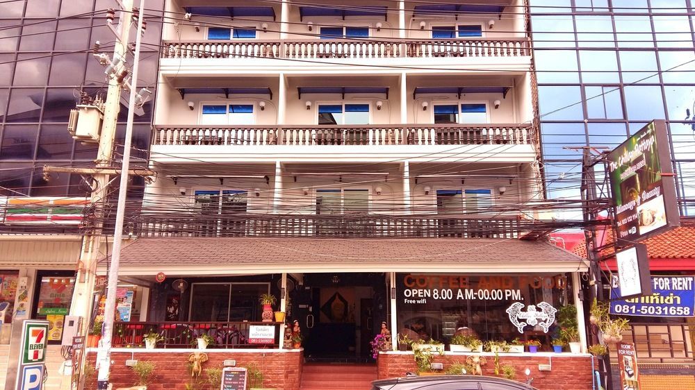 Hotel The Chillax Pattaya Extérieur photo