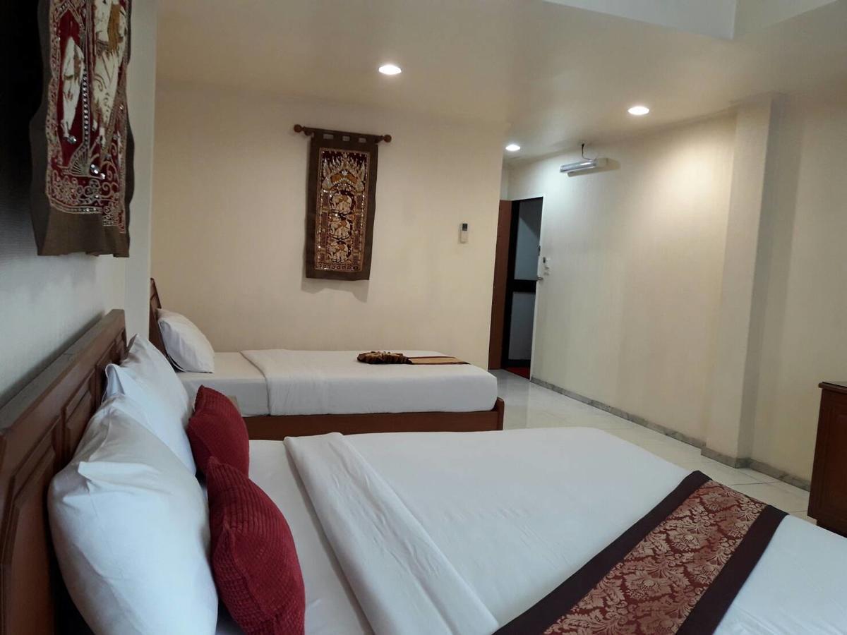 Hotel The Chillax Pattaya Extérieur photo